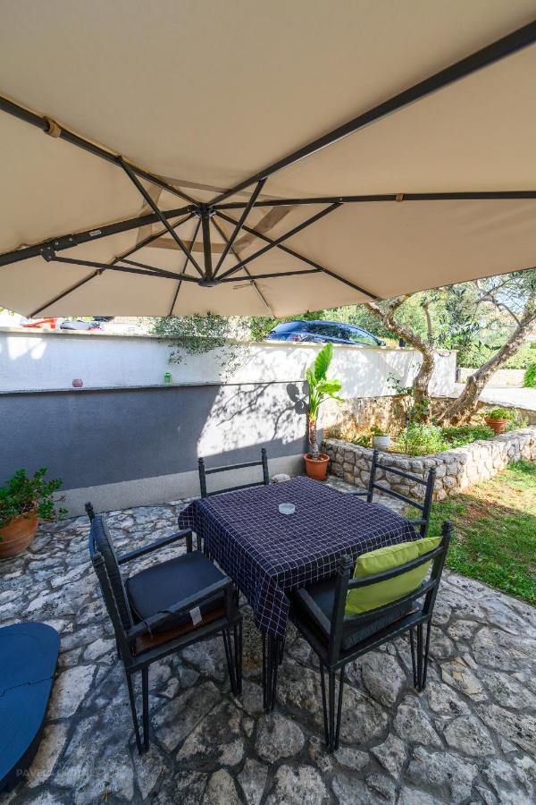 Apartments Maksim And Timon Krk Town Extérieur photo