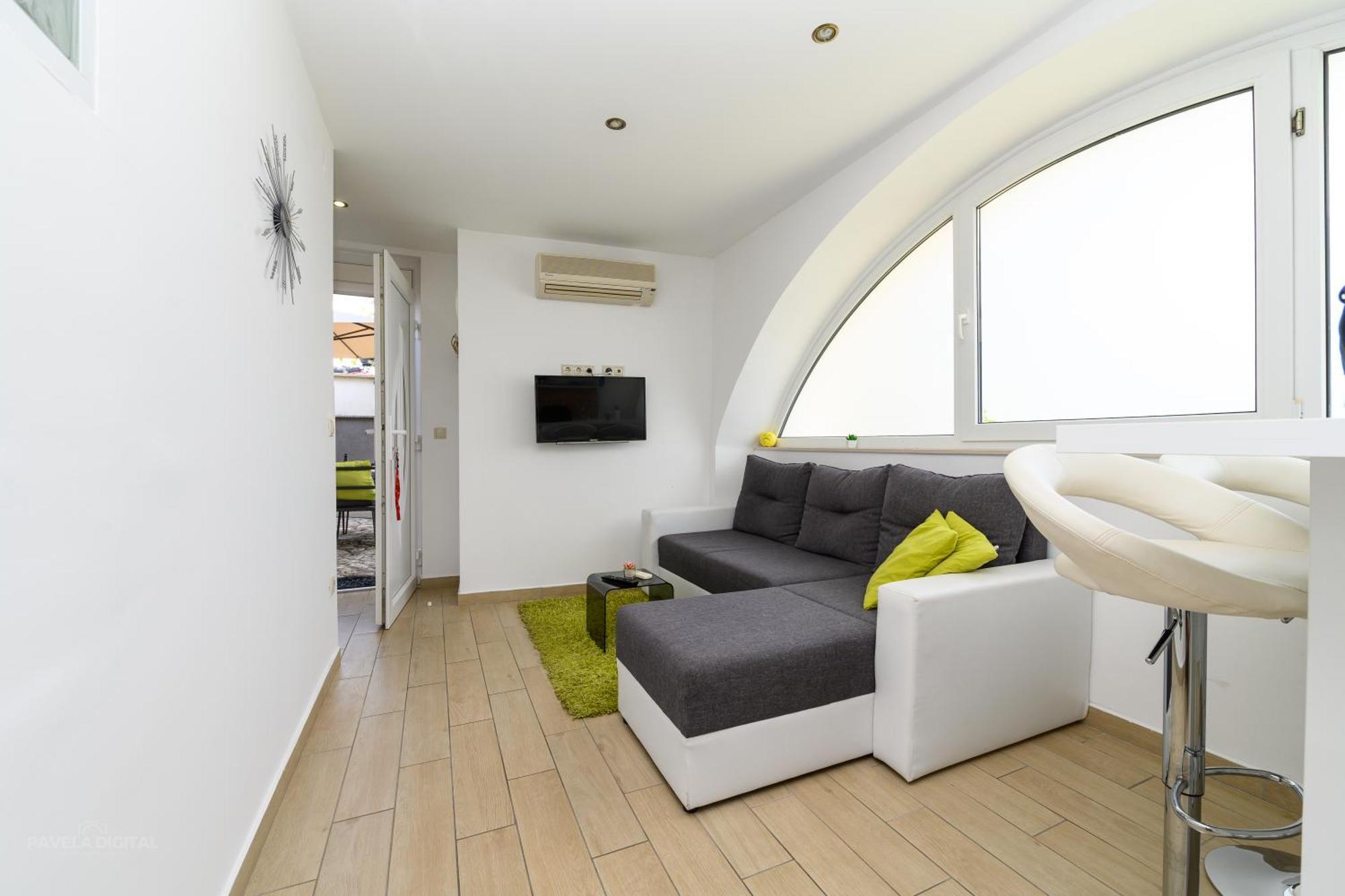 Apartments Maksim And Timon Krk Town Extérieur photo