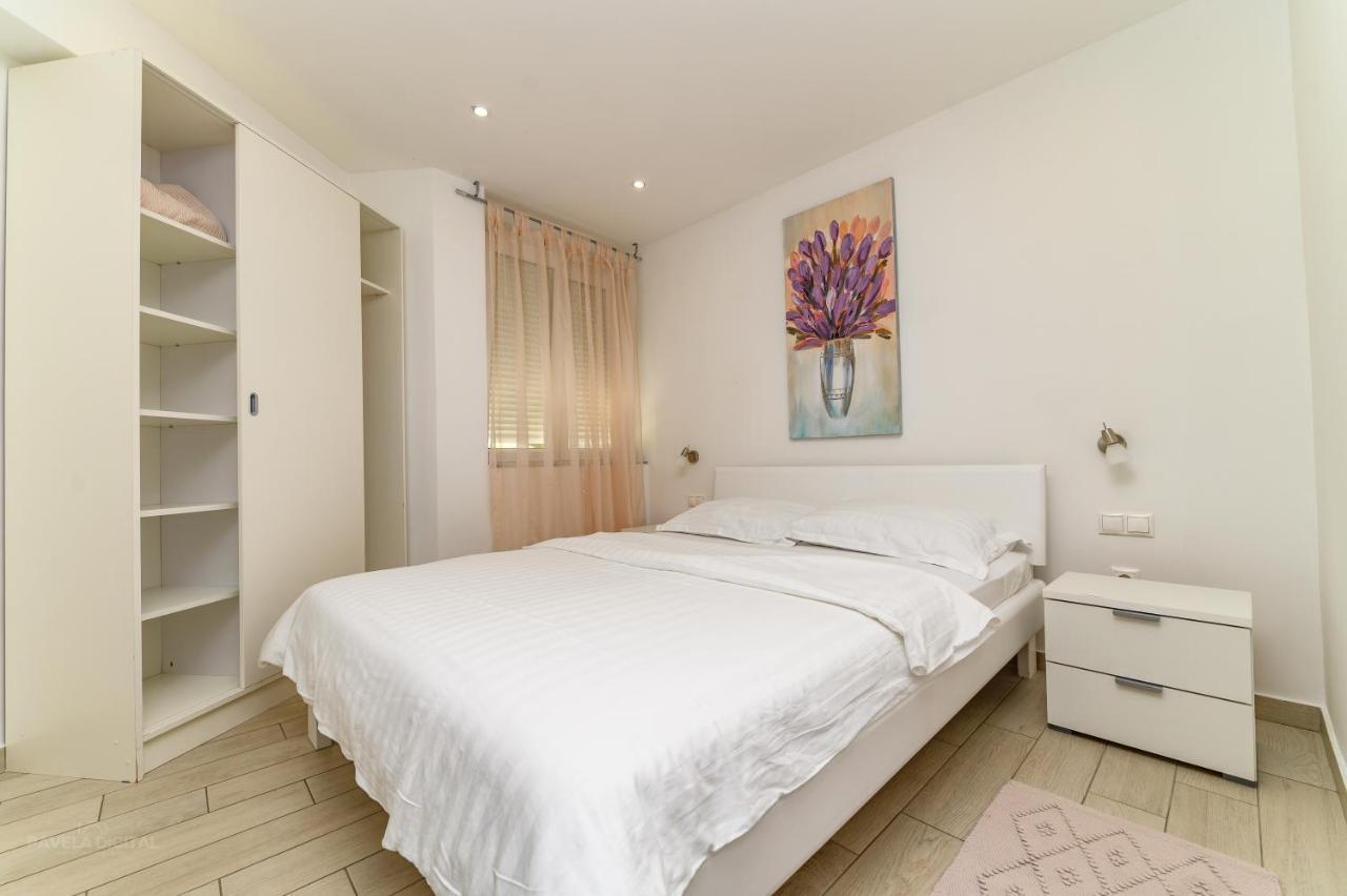 Apartments Maksim And Timon Krk Town Extérieur photo